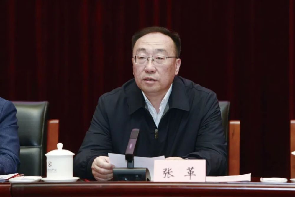 市委常委,市委教育工委书记游钧,北京市关工委主任梁伟,北京市关工委