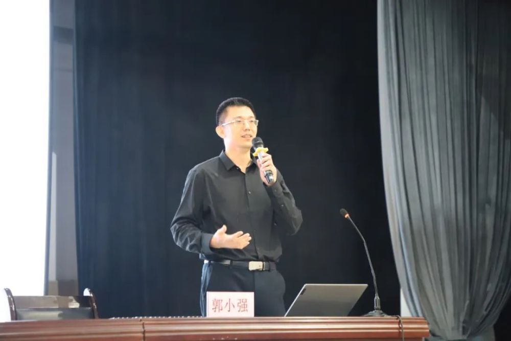 燕山大学优质生源基地授牌仪式在我校举行
