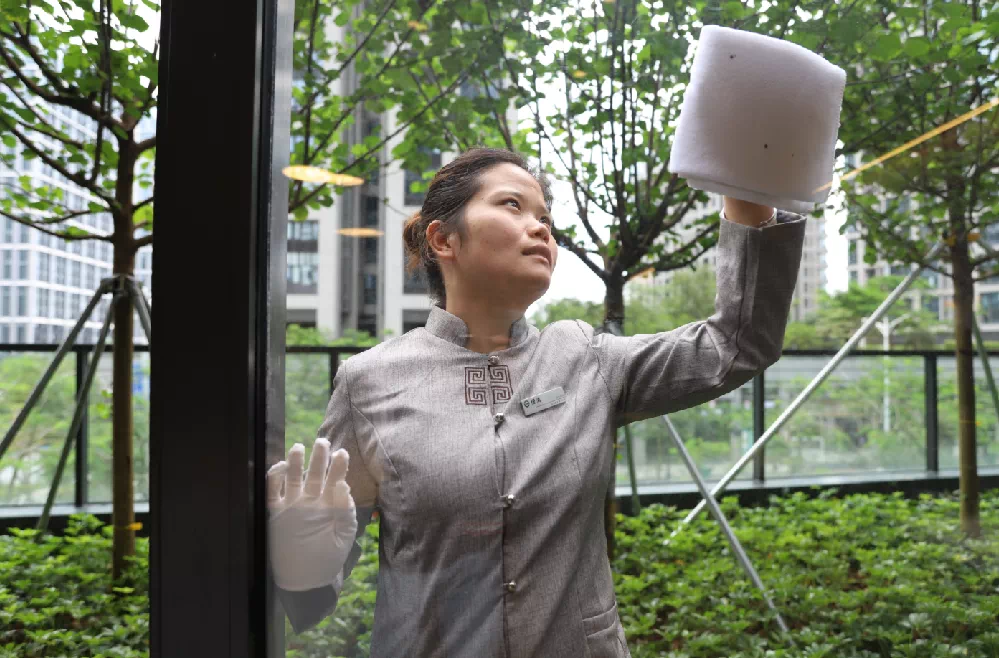 物业保洁工作重点微笑服务仪表要求及服务礼仪