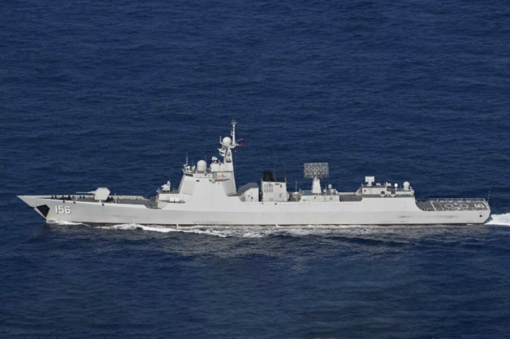 052dl穿越大隅海峡,美航母打击群就在不远处,警告目的明确_腾讯新闻