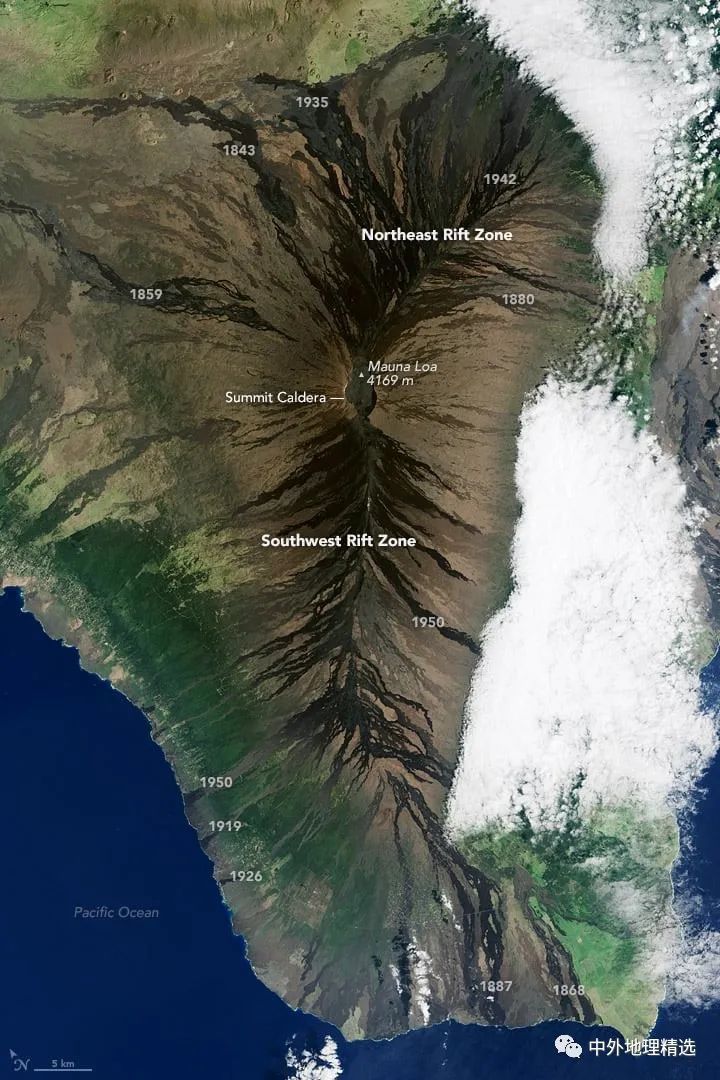 世界上最大的活火山——莫纳罗亚火山,大约每五年喷发一次-趣闻号