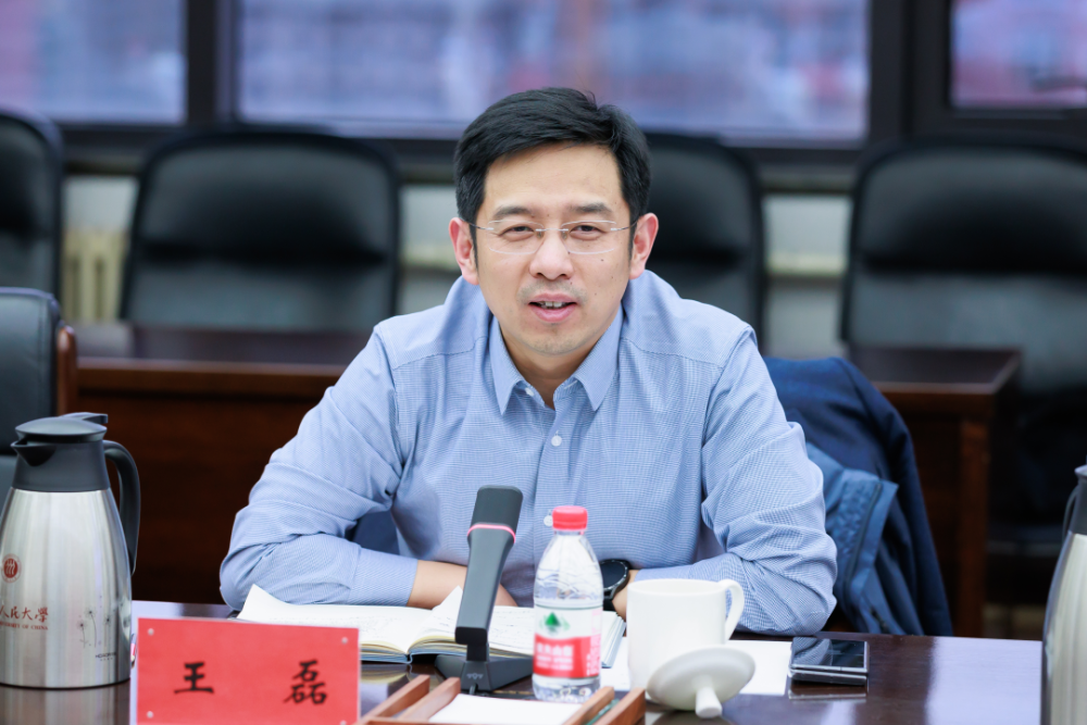 王磊表示,长期以来,中国人民大学和中国传媒大学对教育部教育新闻工作