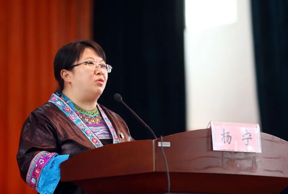 融安举行党的二十大代表进融安宣讲暨"感动中国2022年度人物"杨宁同志