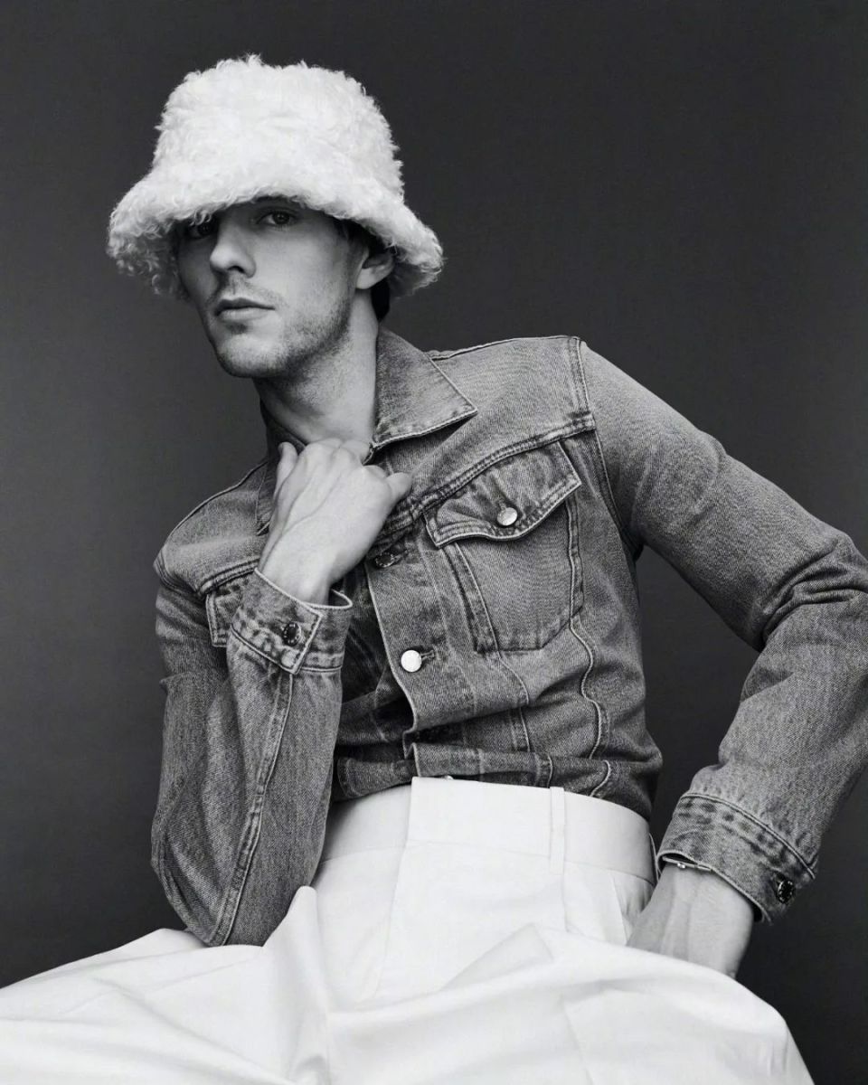 英伦大帅哥惨遭奥斯卡影帝诱拐蹂躏