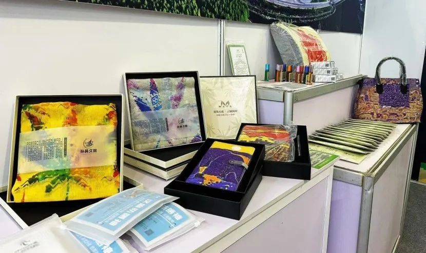 县在出发孙吴汉麻创意衍生品惊艳亮相第17届中国义乌文化和旅游产品