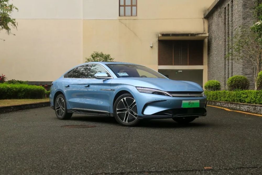 月销20000公认国产最牛c级车新款实在太强