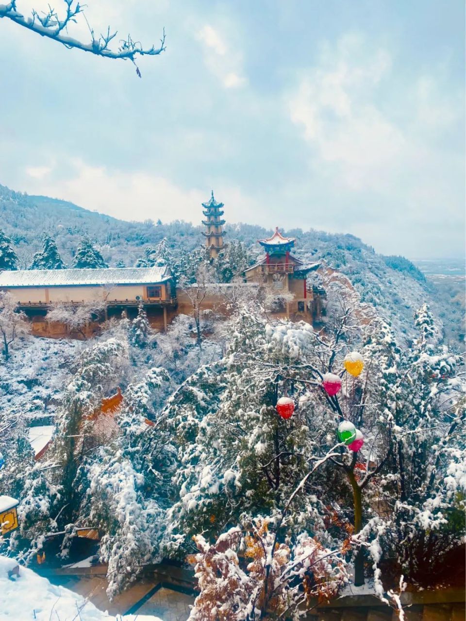 临洮岳麓山雪景