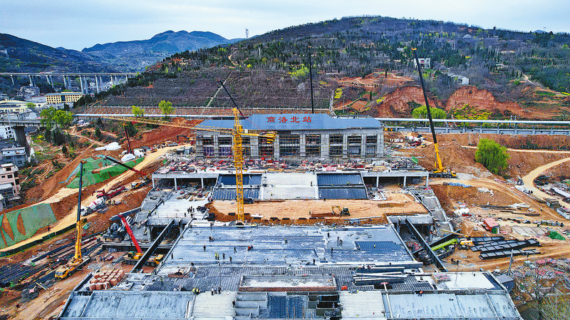 西商城际列车商洛北客站项目进入收尾阶段_腾讯新闻