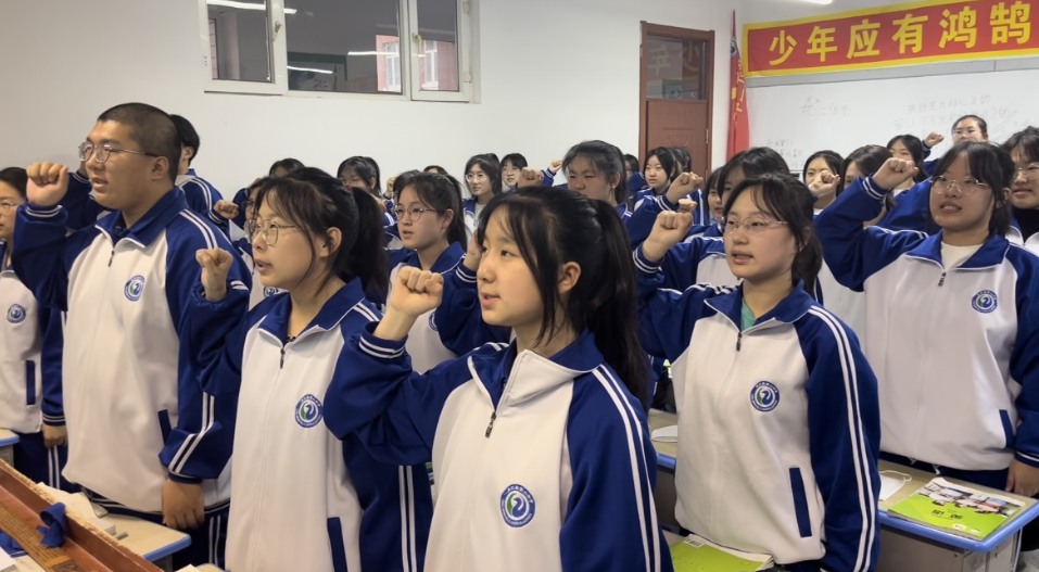 黑龙江省龙江县第二中学开展"缅怀革命先烈,赓续红色血脉"主题系列