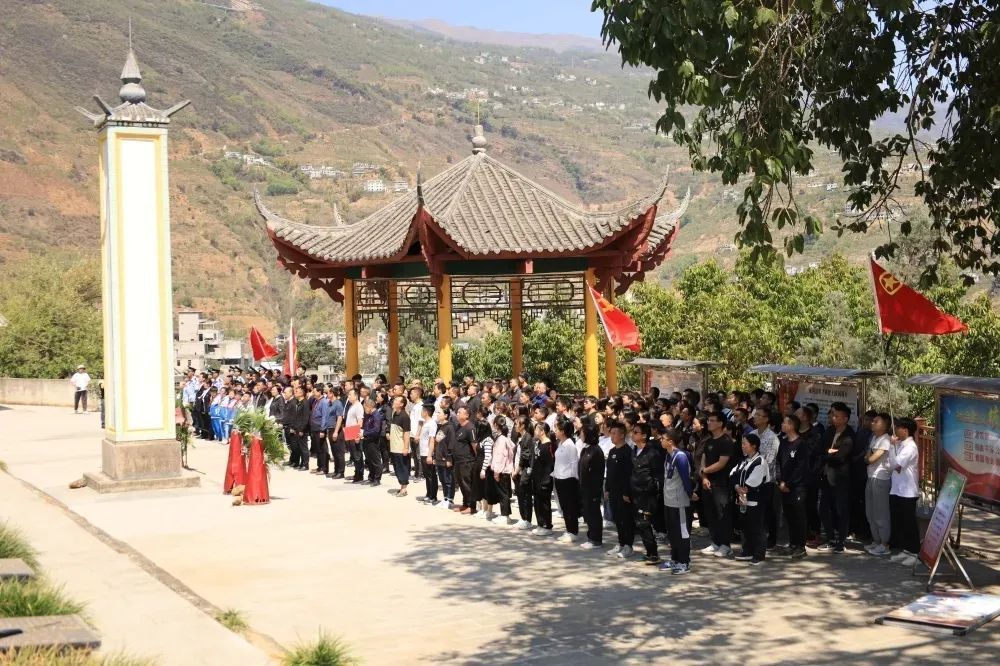 永善各级各部门开展缅怀革命先烈清明祭扫活动