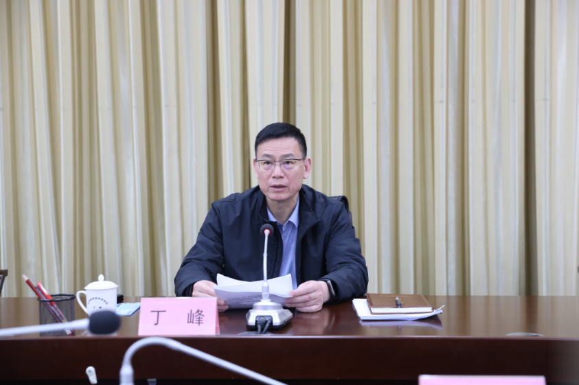 丁峰同志任泉州工艺美术职业学院党委书记_腾讯新闻