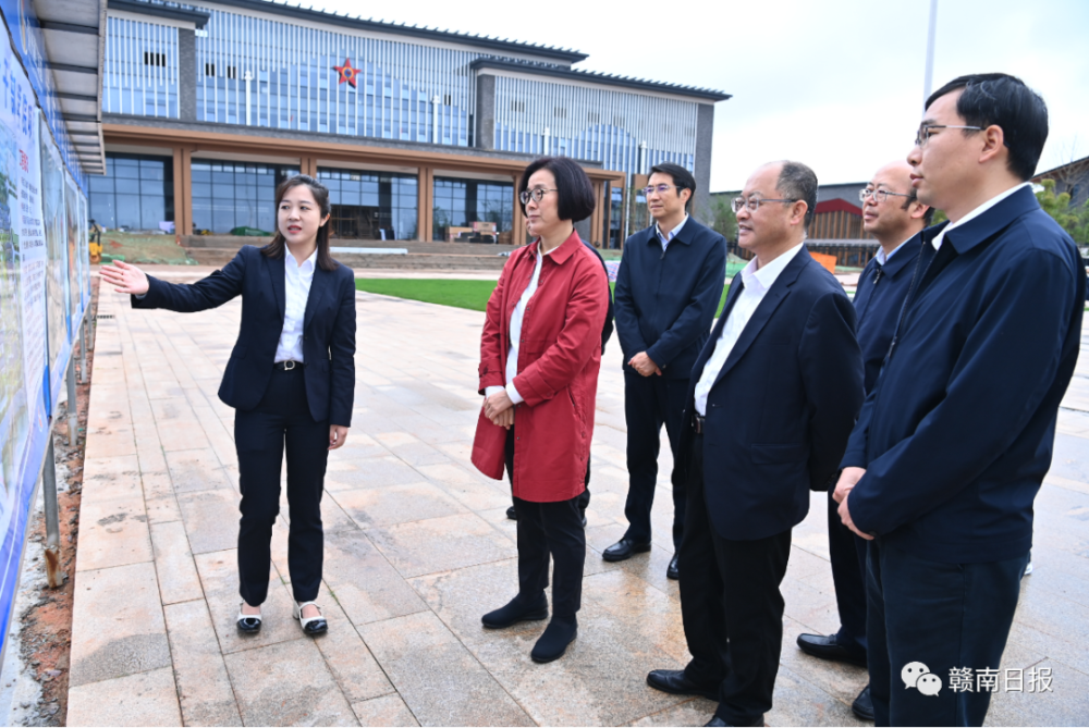 充分发挥市委党校,市红保中心,江西瑞金干部学院等部门优势,加大力度