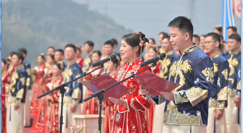 婚礼现场鲜花布置（婚礼鲜花布置视频） 第3张