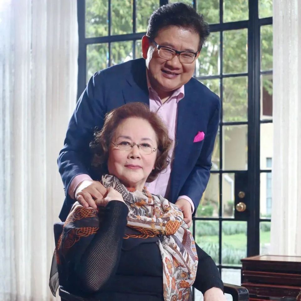 《可凡倾听》|走近电影演员顾永菲:岁月浮沉见芳华_腾讯新闻