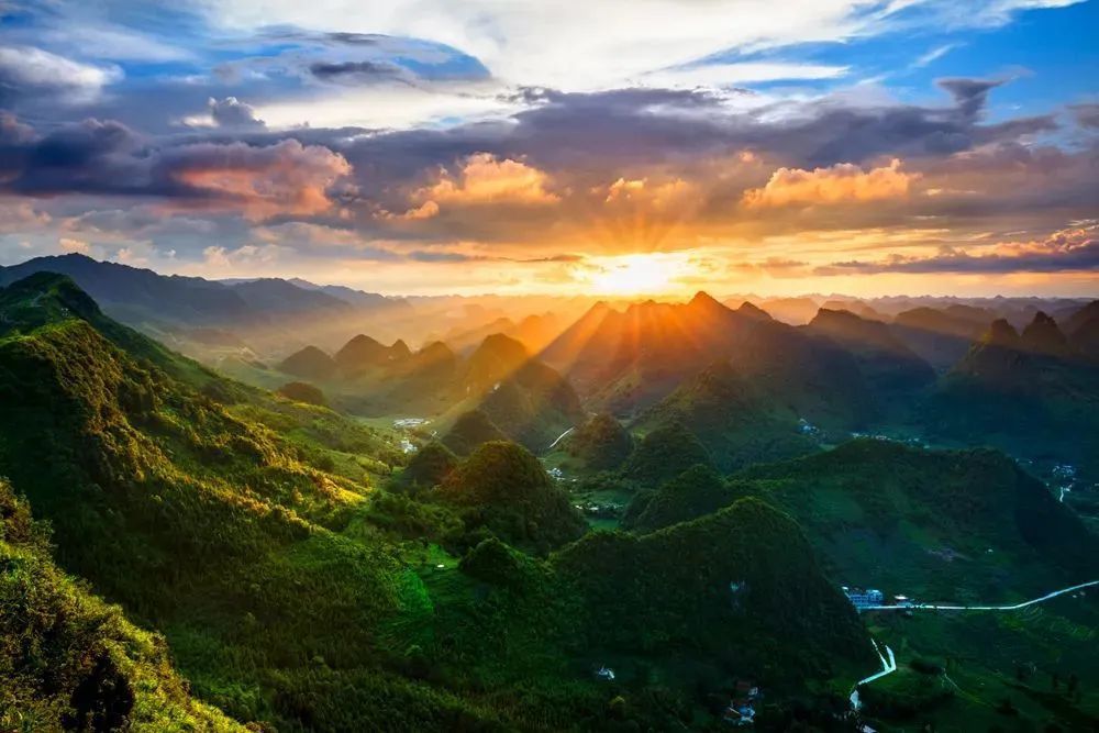 相约万重山 遇见布依蓝 || "多彩贵州·花漾中国"册亨网络传播系列