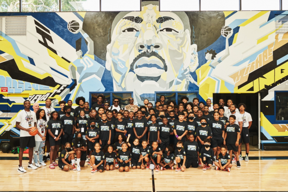 【curry brand球场系列008】做自己的超级英雄_腾讯新闻