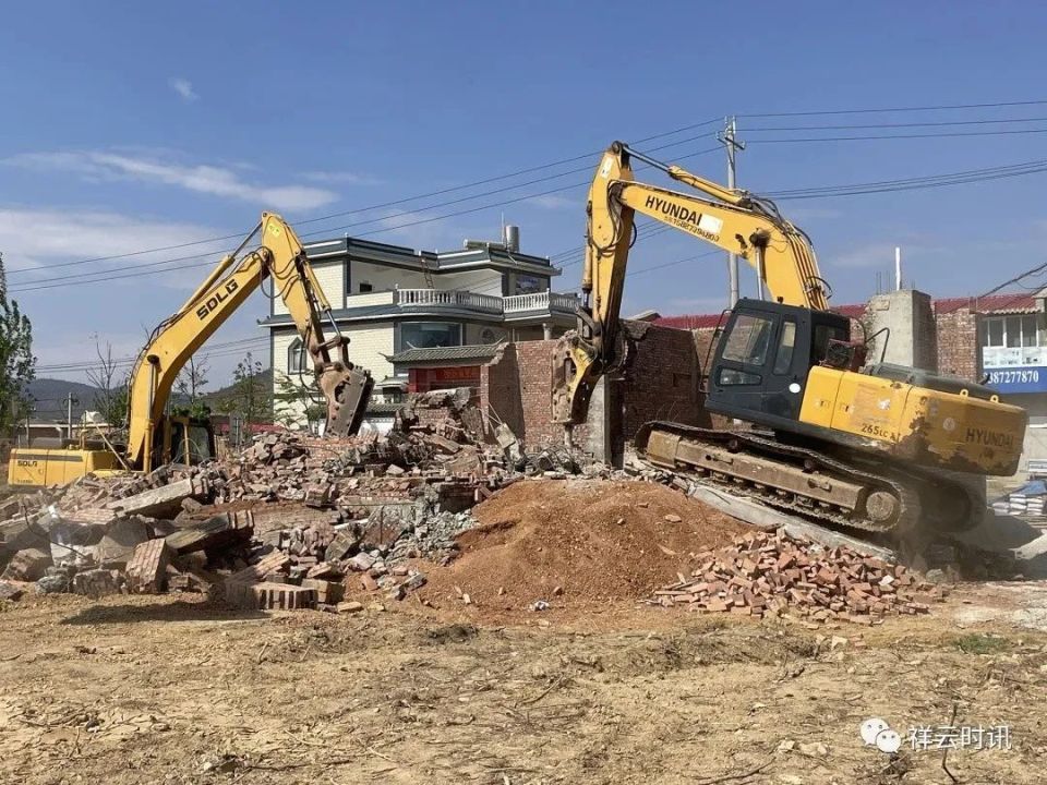 佔用耕地未批先建祥雲2宗違法建築被依法強制拆除