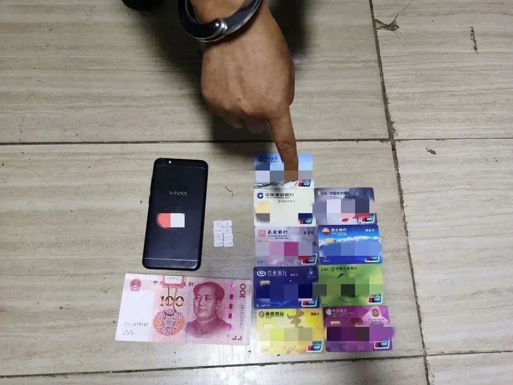 现场发还150000元现金!_腾讯新闻