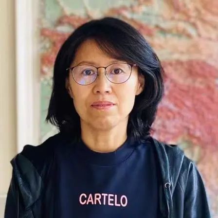 身边好老师|李艳梅:做一束微光 照亮学生前行方向_腾讯新闻