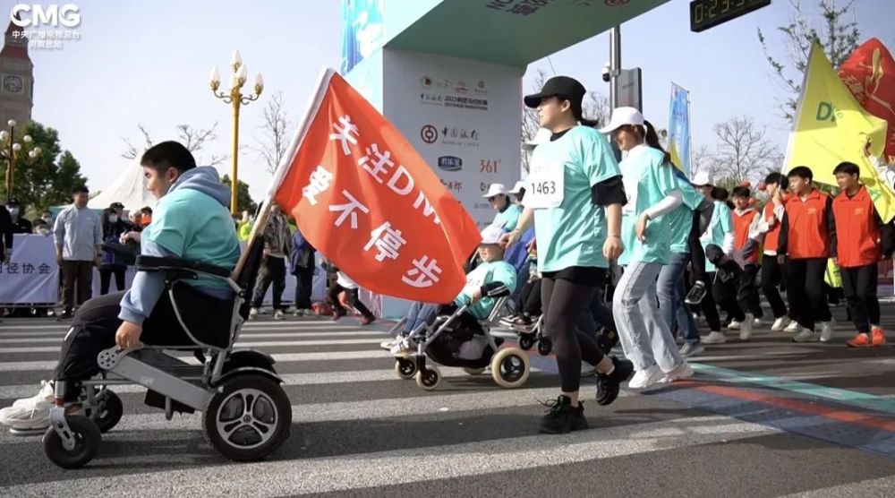 奔走相告（简单日记200字左右）玩五子棋的作文300字 第5张