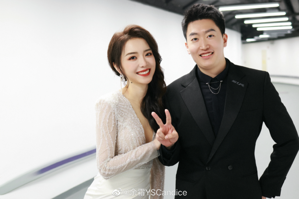 余霜感谢管泽元求婚,愿余生潇洒相伴,泽元直接叫余霜老婆_腾讯新闻