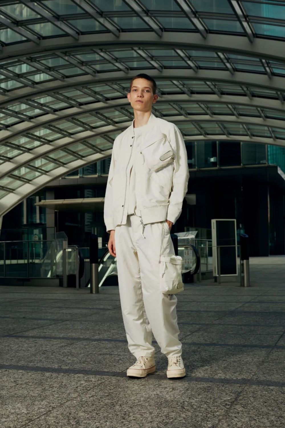 潮闻快食鞋圈重磅nigo正式转投nikesalomon首度携手gramicci打造溯溪