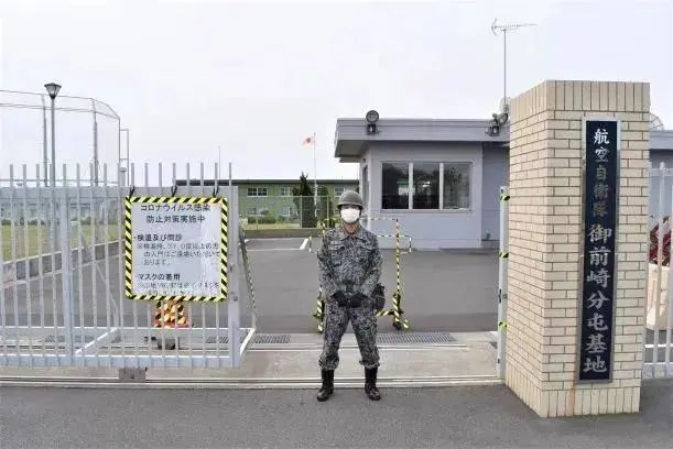 日本自卫队靠猫娘“诱惑”青年当兵？网友：太色情了！_腾讯新闻