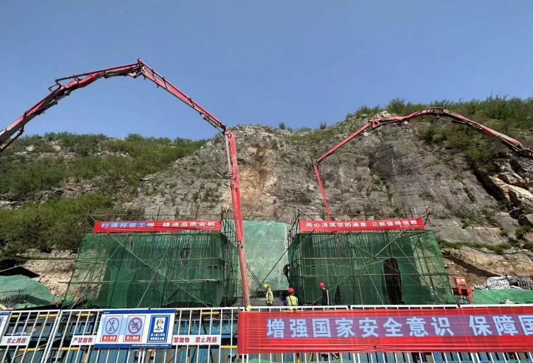 关注安新高速安鹤二标段迎来重大建设节点