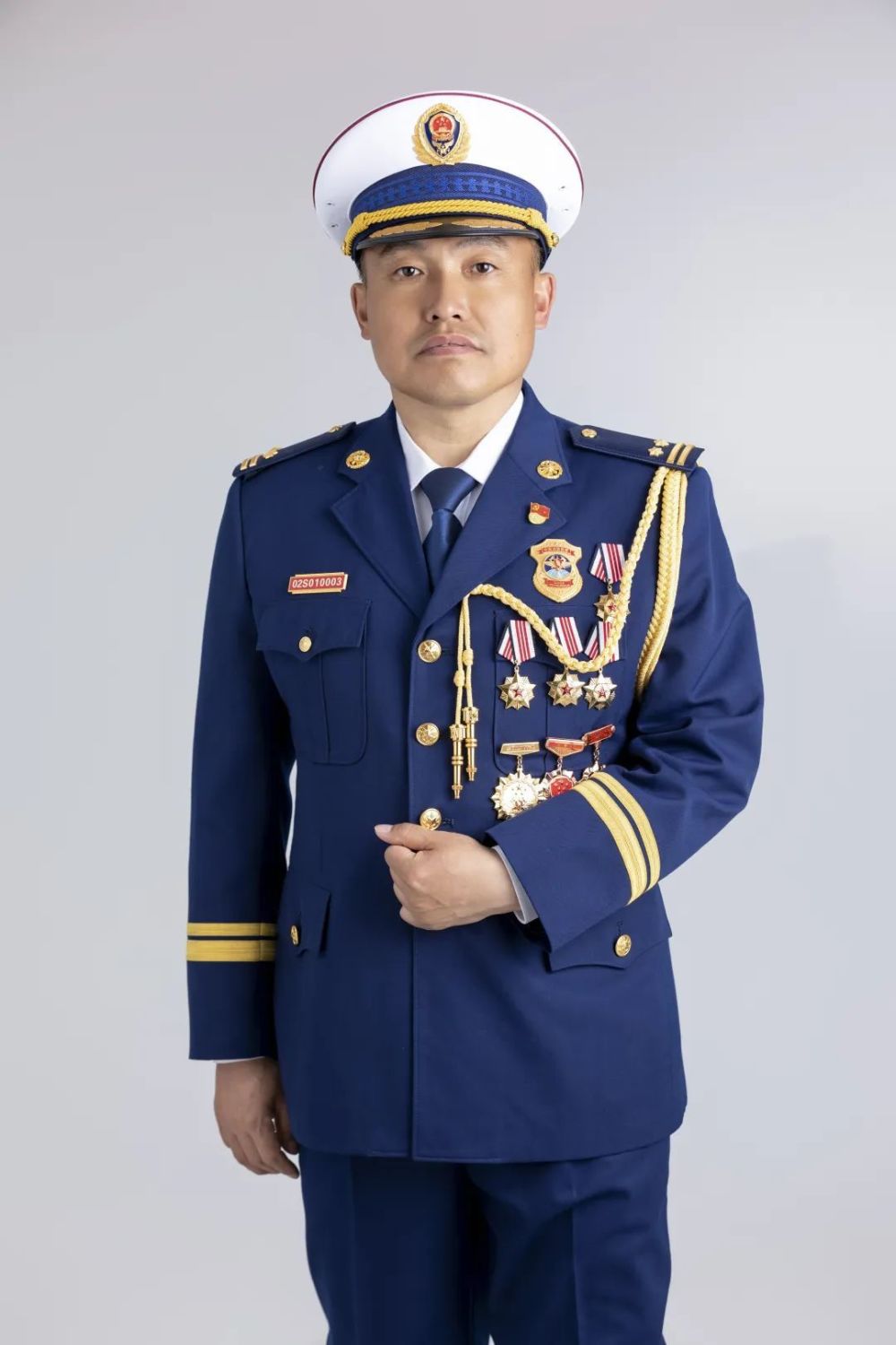 精彩火焰蓝程松争当排头兵干好暖心事