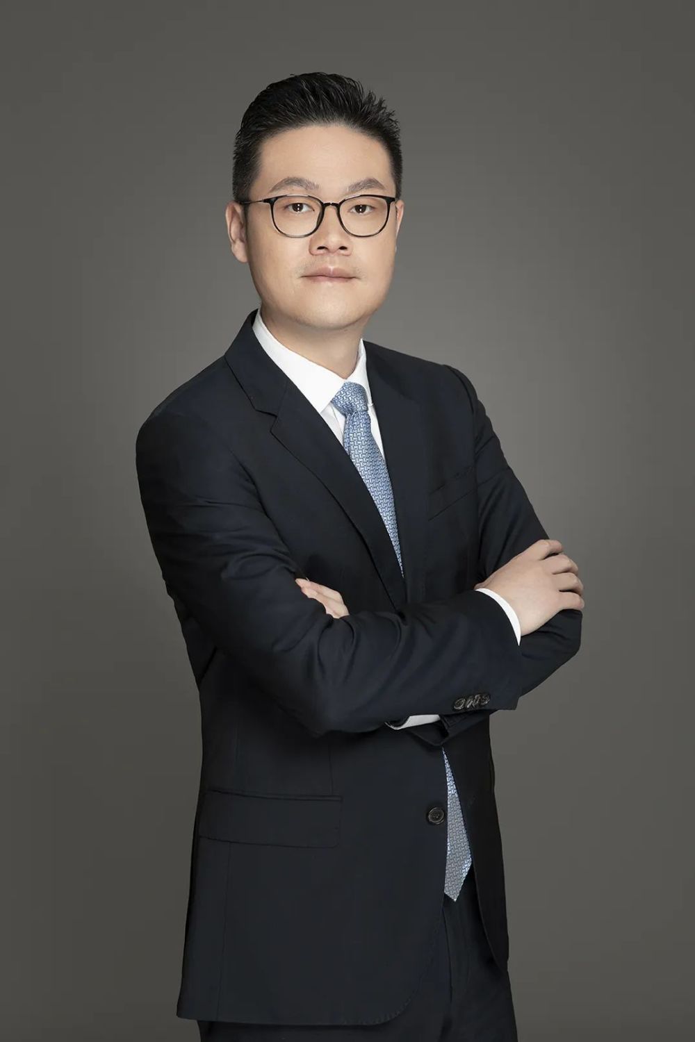 策略会伊始,我们将贯穿整条投资主线,由光大保德信基金副总经理董文卓