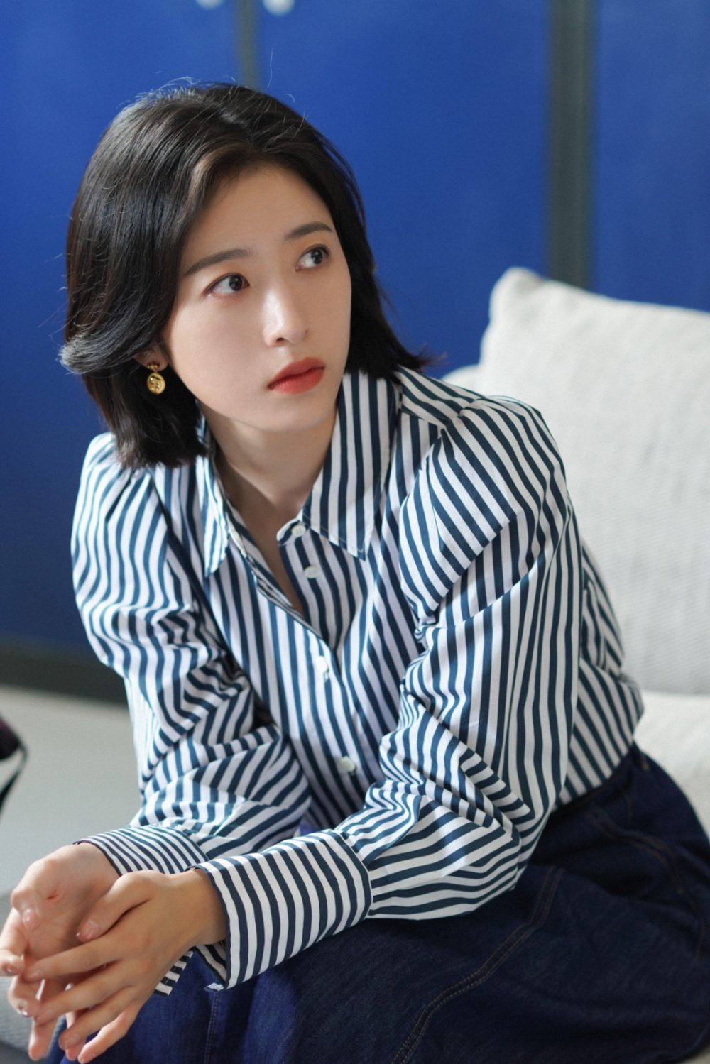 私荐|《爱情而已》周雨彤,不悬浮的职场人都在穿哪些牌子?