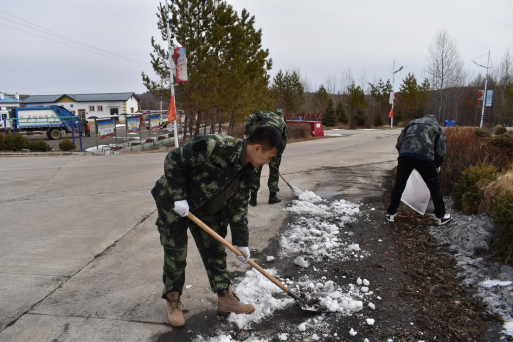 瓦拉干镇开展"爱国卫生月"系列活动_腾讯新闻