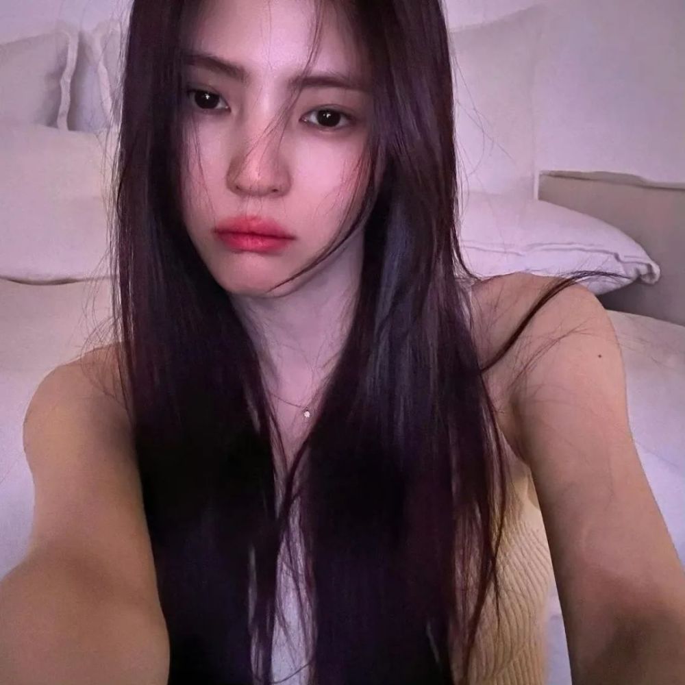 提前学好韩素希的美貌秘籍,让你的五一照片不用p!_腾讯新闻