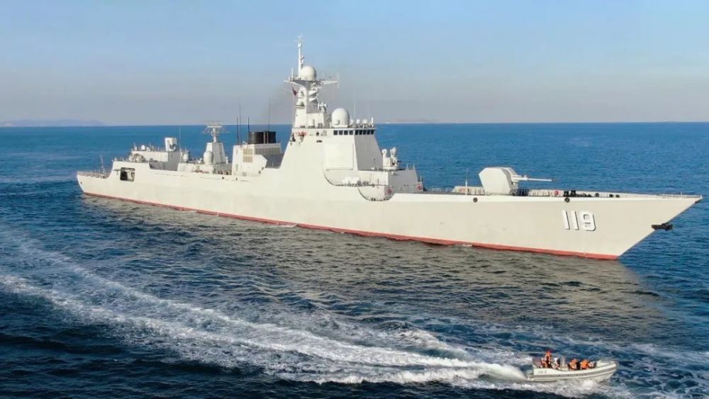 贵阳舰,节日快乐!_腾讯新闻