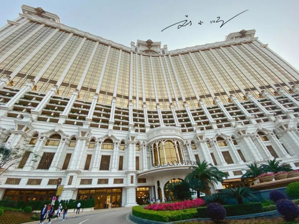 实拍澳门银河：首家五星级全套房度假城，极致奢华，游客叹为观止_腾讯新闻