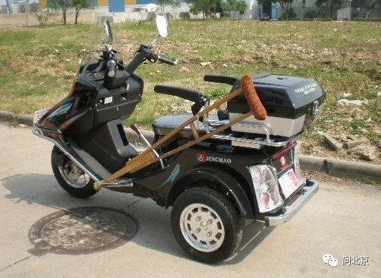 "残摩最低就8000多,本身我们就是低保户"