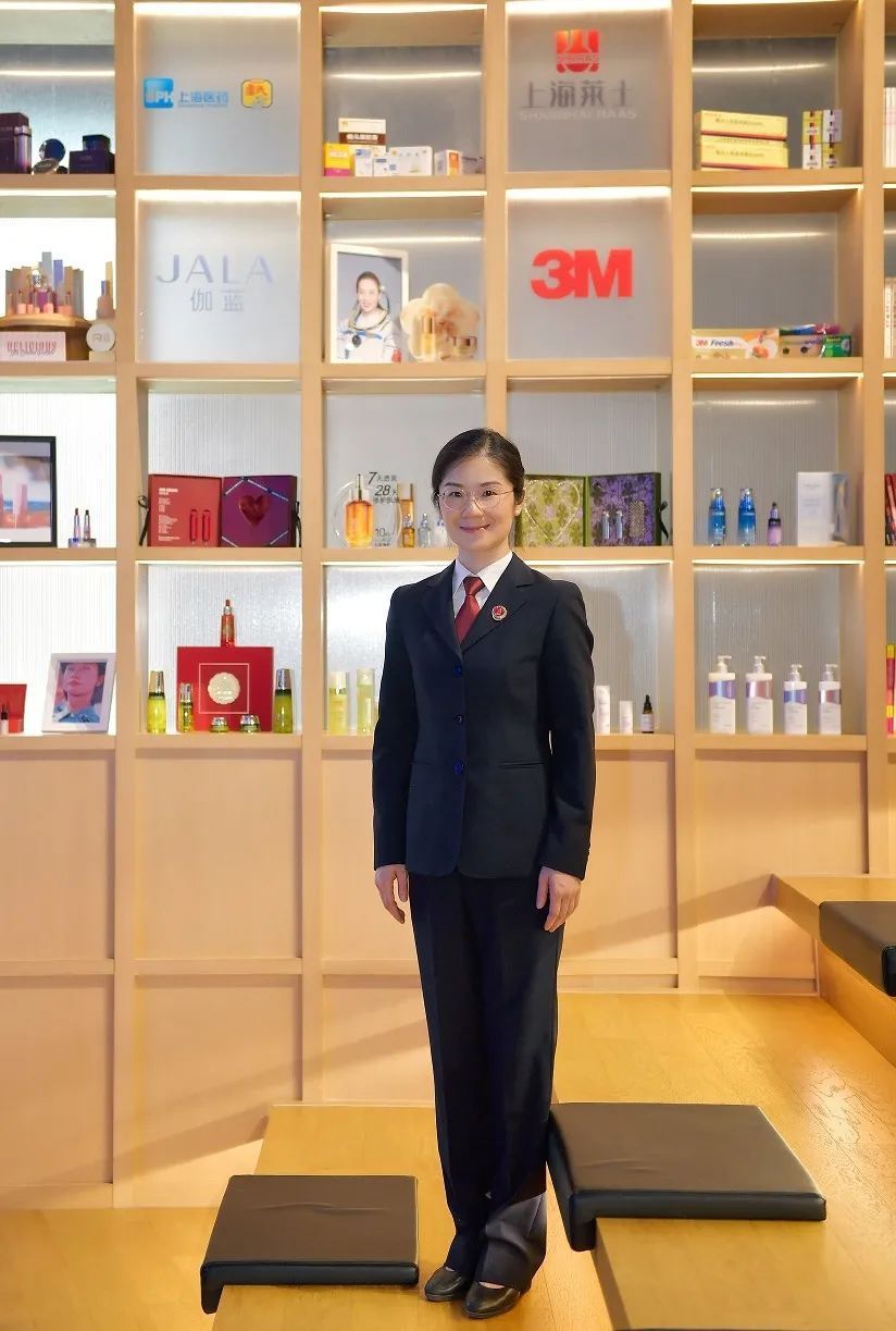 预告|今晚20:00《长三角人物周刊》周颖:侠骨柔情的正义卫士_腾讯新闻