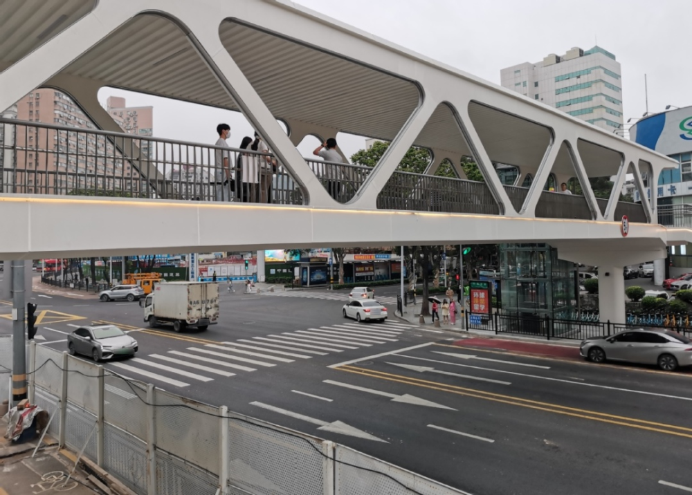 珠海这条主干道两座新天桥来了