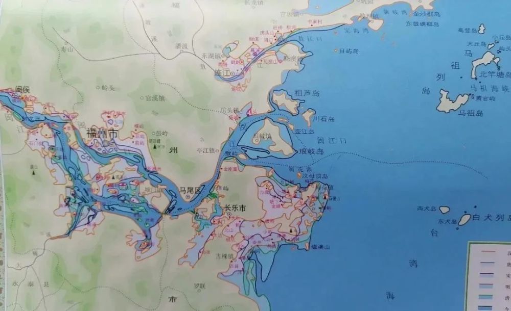 这是闽江旁巨大的古代航标,是唐代福州海港的重要文物遗存.