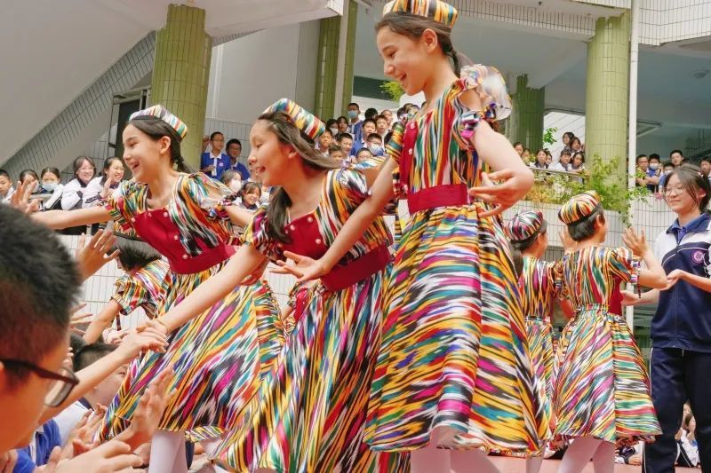 喀什小花帽合唱团深圳放歌