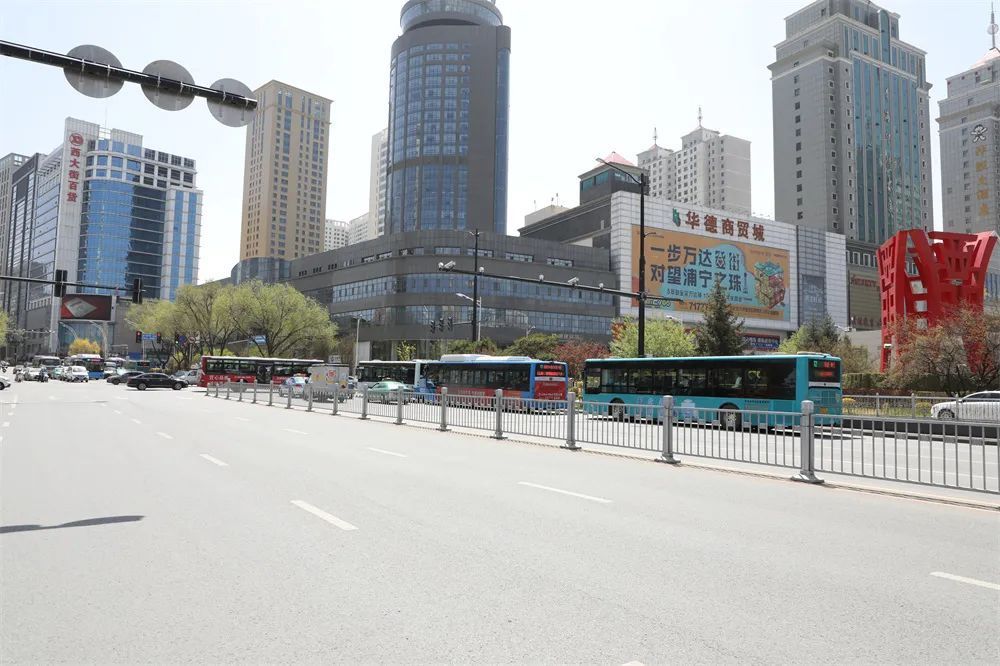 吾悦广场周边;五一假期,海湖路,胜利路,五四大街,同仁路,南