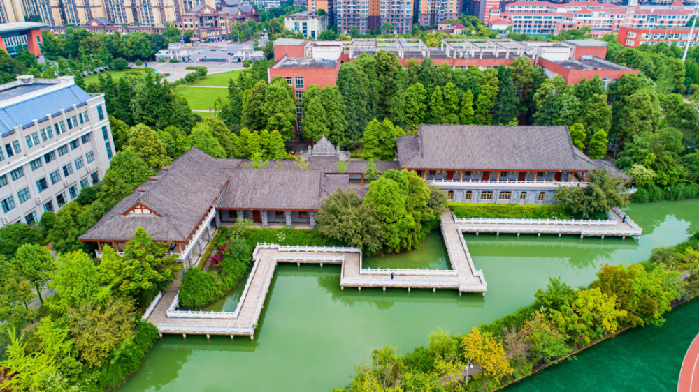 成都工业学院,生日快乐!