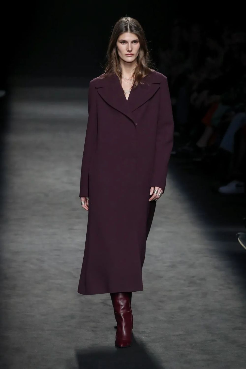 流行色|2023秋冬女装流行宝石色,太高级,太好看了～_腾讯新闻