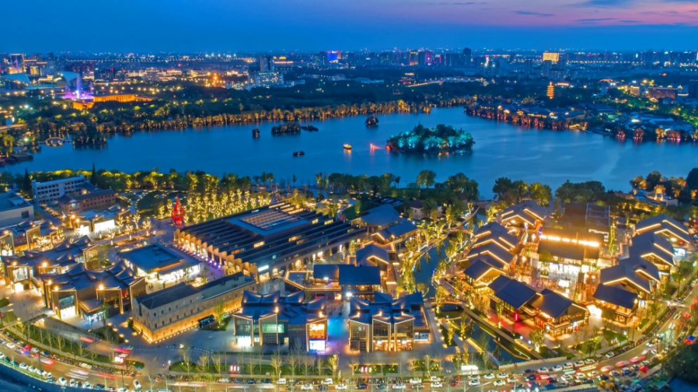 嘉兴南湖新天地全景面朝大海,嘉兴气势恢宏,欢迎全世界投资者常到"嘉"