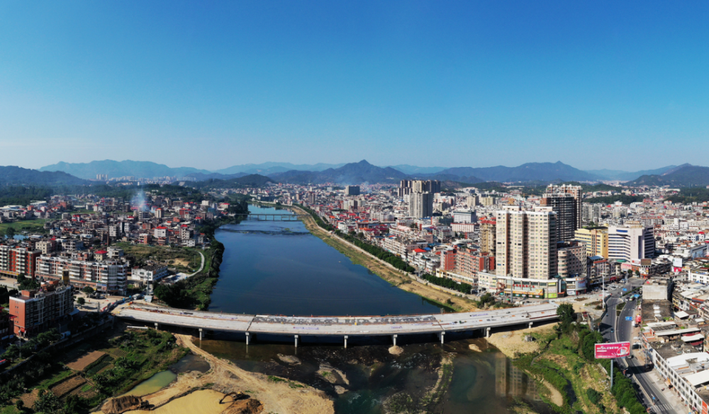 大桥主体已完工,施工进入尾声,南安洪濑大桥及连接线路面工程泉州市