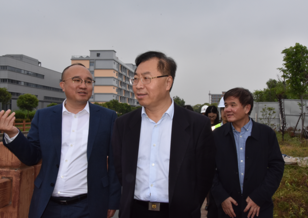 国药集团董事长刘敬桢一行调研中生捷诺_腾讯新闻