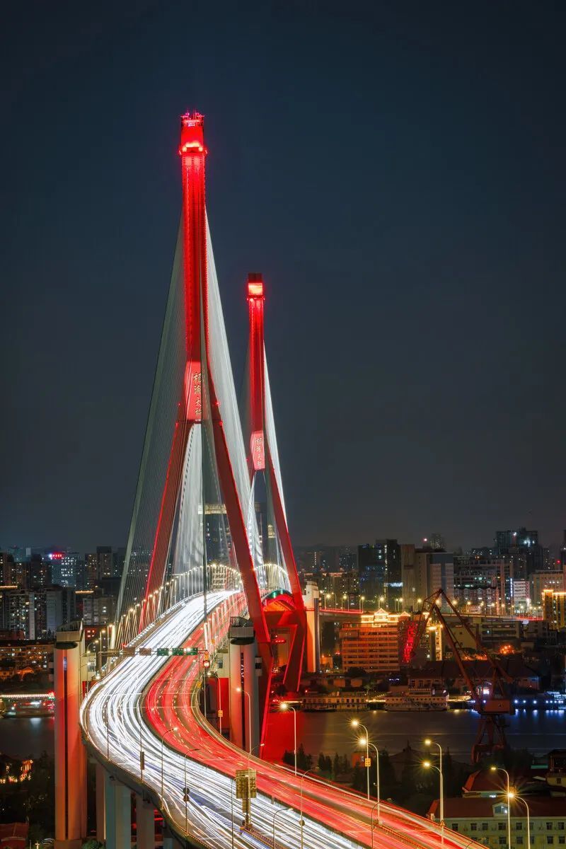 黄浦江上13座越江大桥,最早的一座居然是……-腾讯新闻