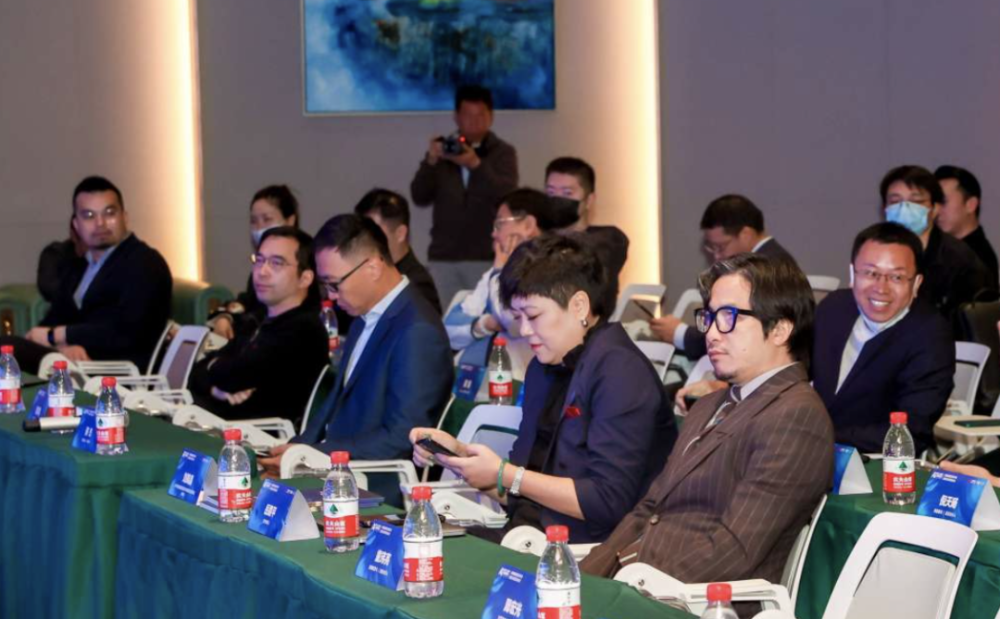 聚焦人工智能 共建数智生态：AI＋全球人工智能投融资峰会顺利举办 · 原文图片 3