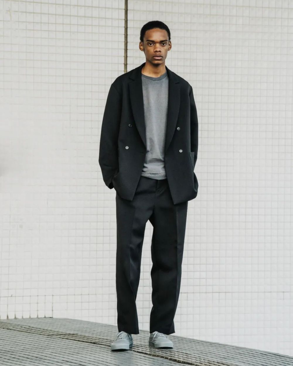 潮闻快食|在地文化阿那亚社区四店新启;vans x sophnet.