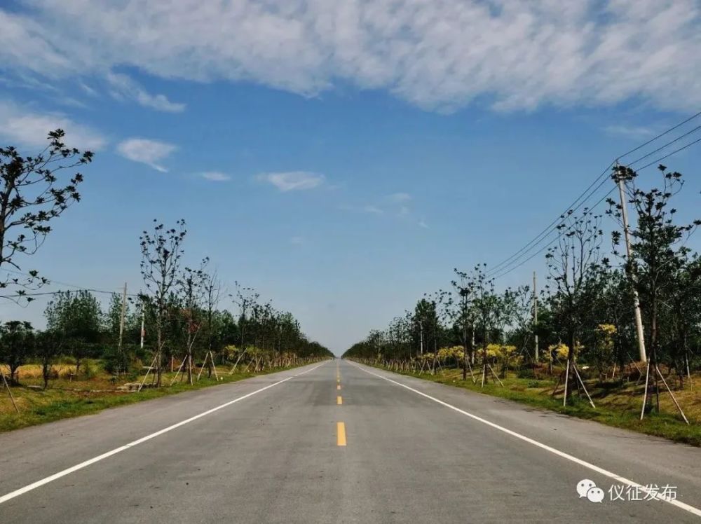 尹捺公路位于月塘镇南部,是月塘镇工业集中区,学校,医院连接s353省道